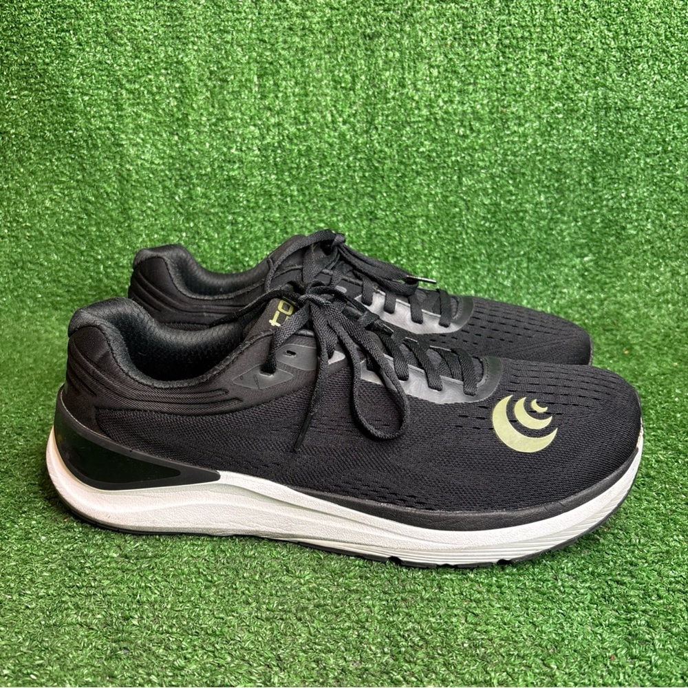 Topo Athletic Men's Ultrafly 3‎ Black Lightweight Road Running Shoes Size 12.5